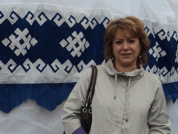 Лариса Богданова