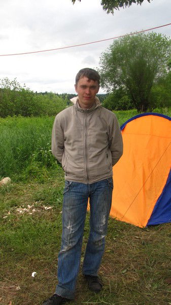 Димон Баженов