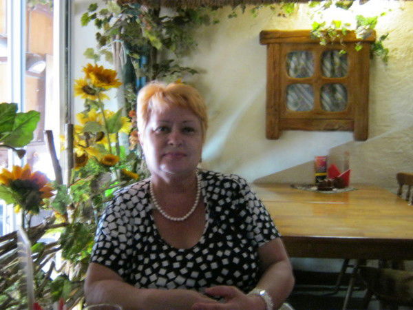 Лариса Трапезникова