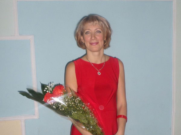 Елена Костоусова