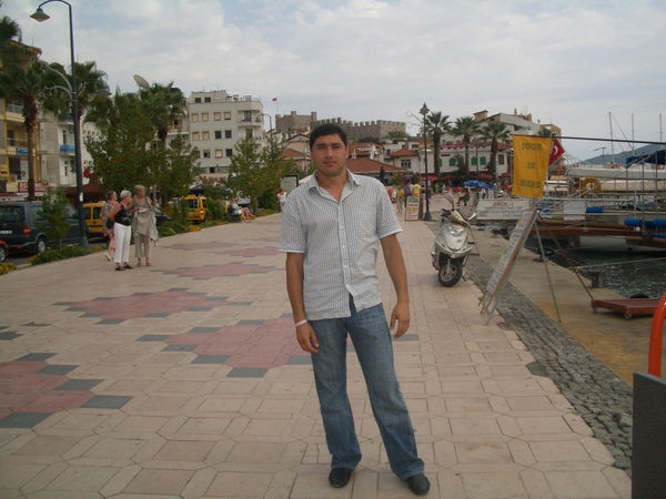 Ходи Холмуродов