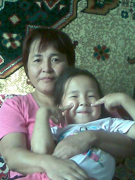 Айнаш Толахметова