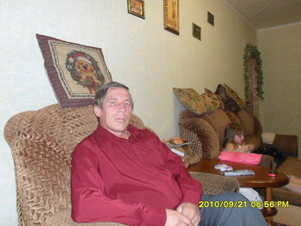 Виктор Плешаков