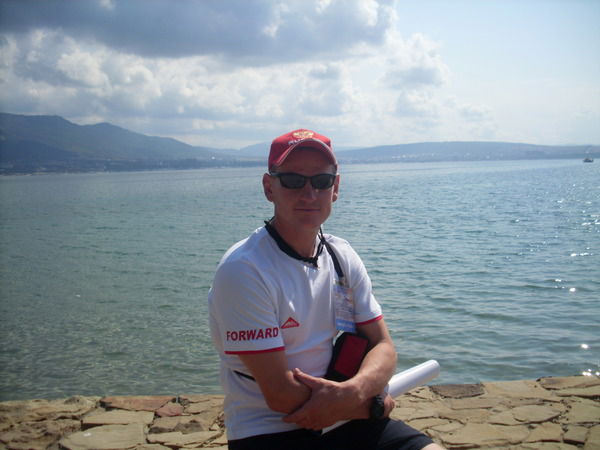 Дмитрий Максимов