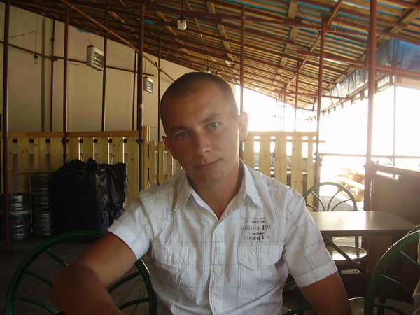 Александр Голиков