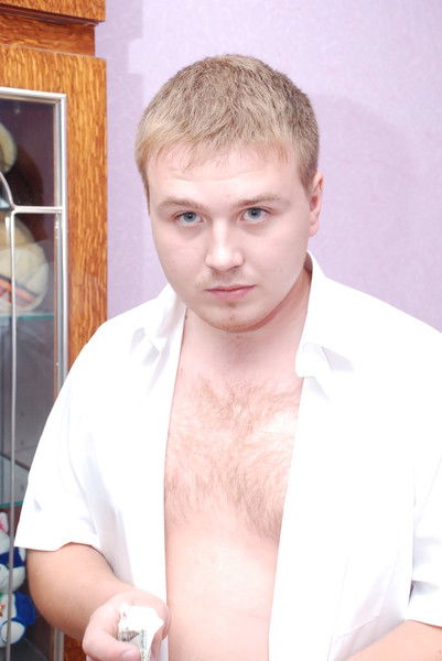 Роман Волков