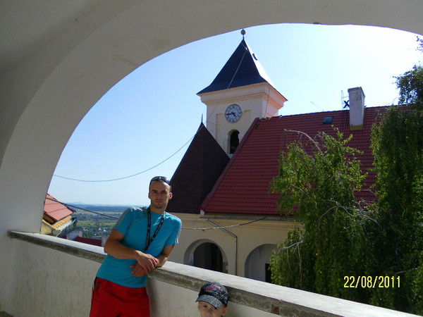 Валера Никоряк