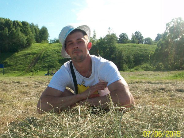 Олег Гончаров