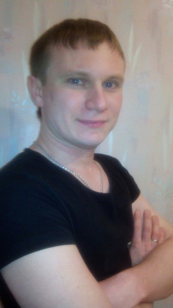 Женя Костаков