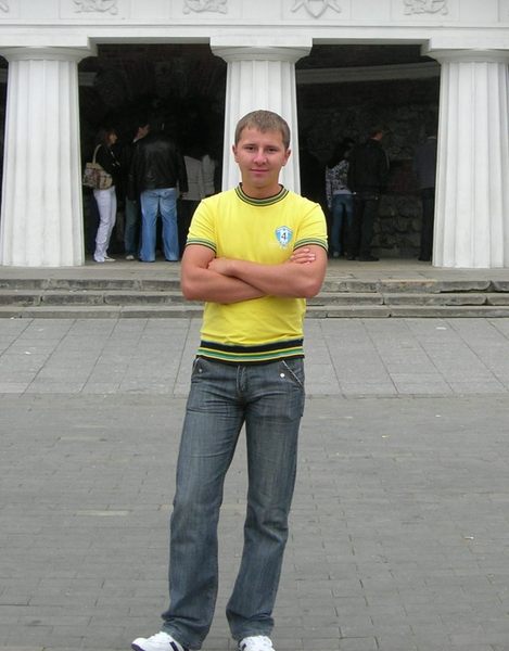 Денис Майоров