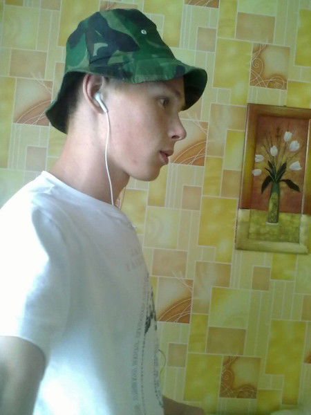 Рома Кауров