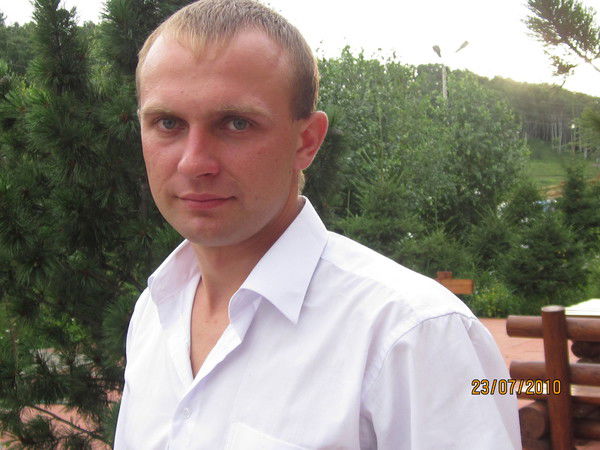 Виктор Мамонов