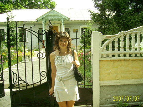 Анютка Мартынова