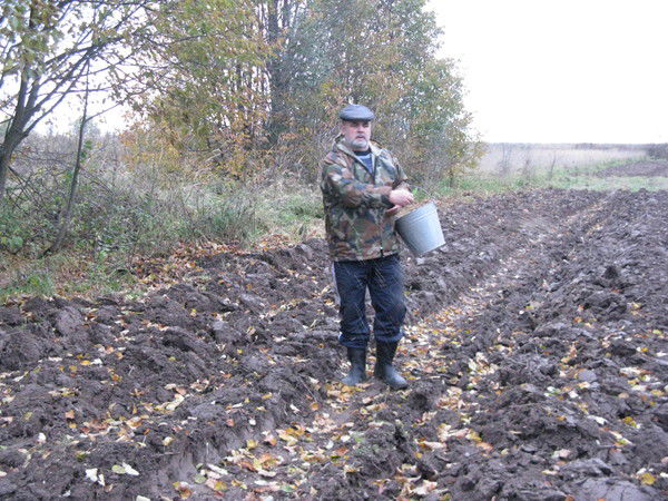 Игорь Белов