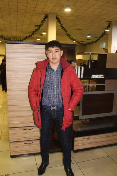 =G=O=L=D=E=N =B=O=Y)))