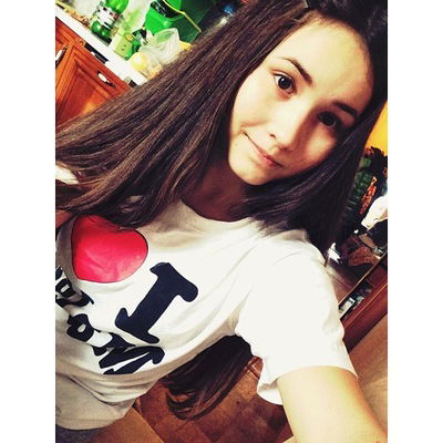 Вика Нуретдинова