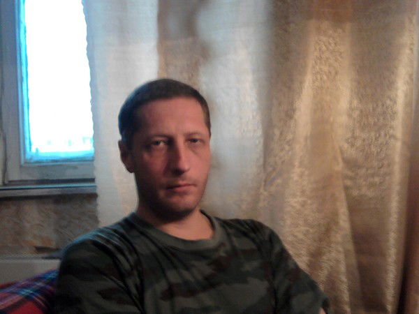 Леня Иванов