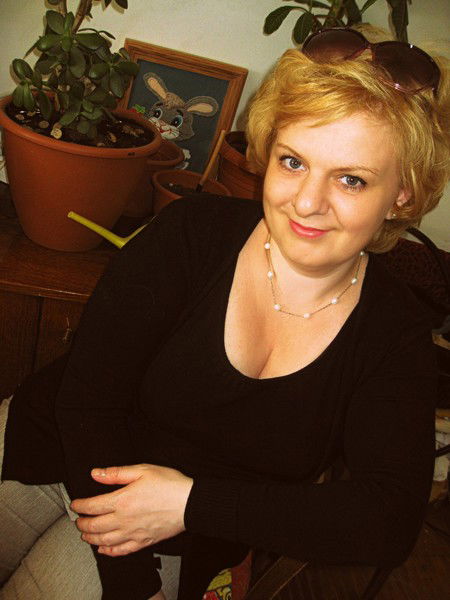 Света Сарварова