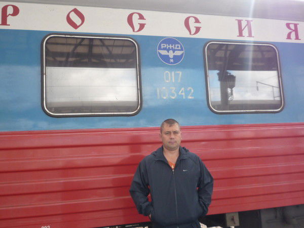 Константин Тихонов