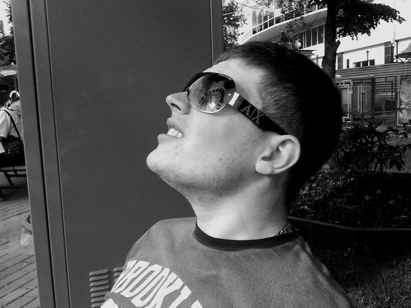 Руслан ************