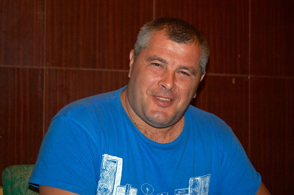 Руслан Степаненко