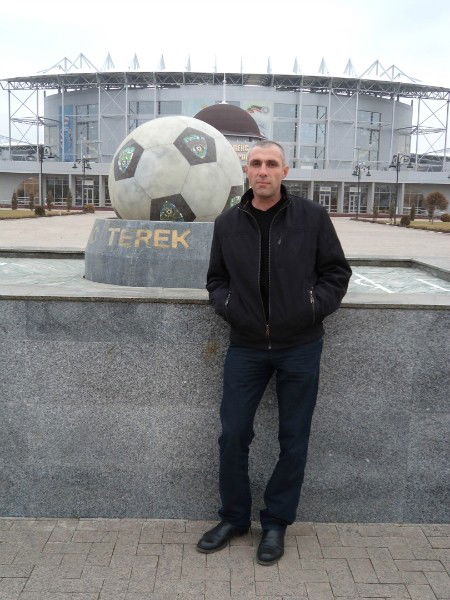 Станислав Тоноян