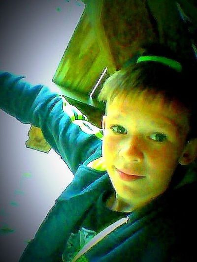 Влад Авдюшев