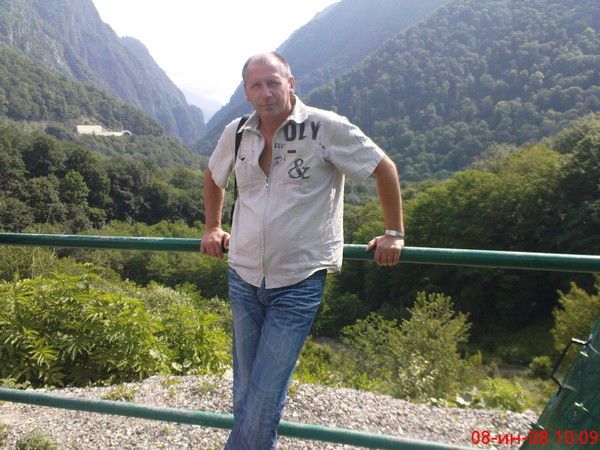 Михаил Захаров