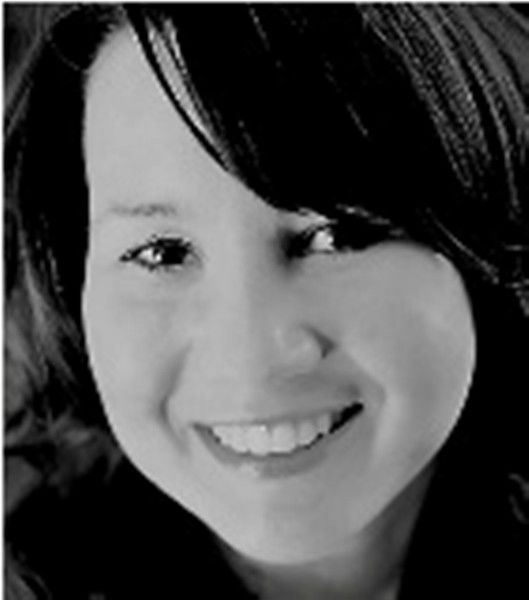 Аня Бутакова