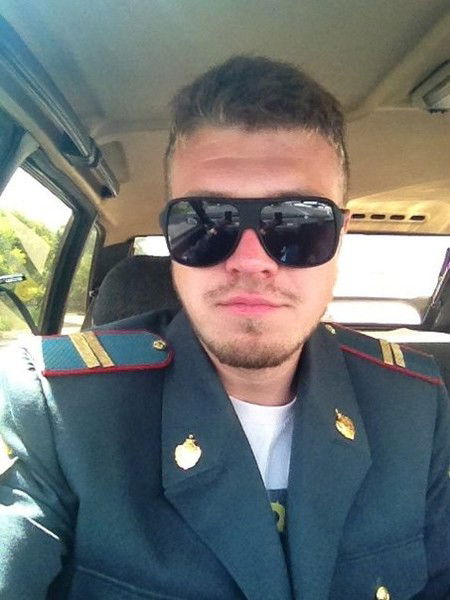 Дмитрий Мельников