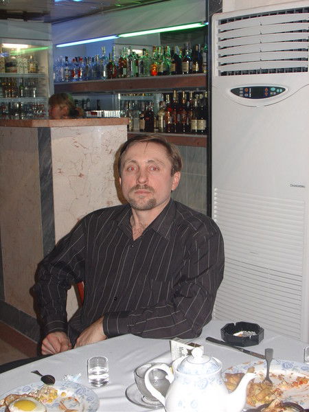 Юрий Леонтьев