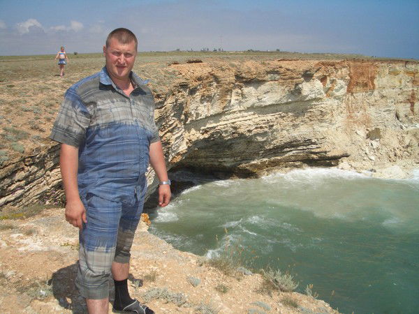 Толян Погрибняк