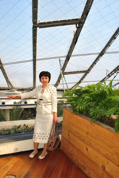 Анар Макауова