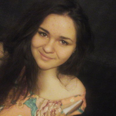 Настя Тихонова