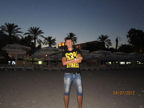 Евгений Попов