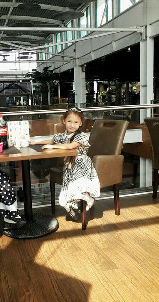 Жасмин Шохатаева