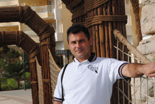 Эдуард Казарян