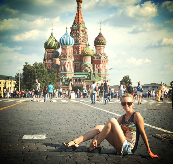 Анна Хальзова