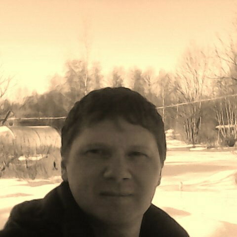 Роман Волков