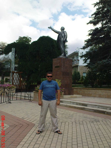 Иван Леконцев