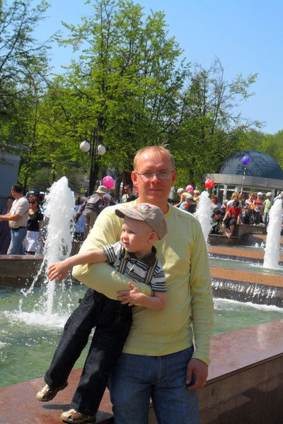 Виктор Щекотов