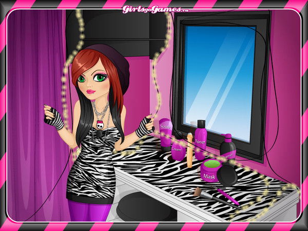 Настёна Ушакова