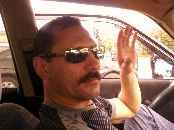 Олег Богданов