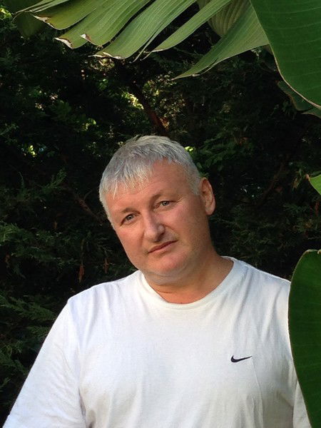 Виталий Попов