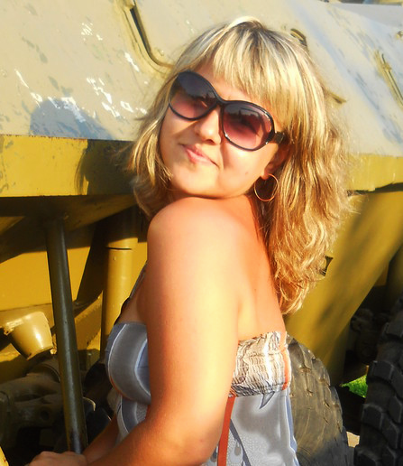 Оленька $$****