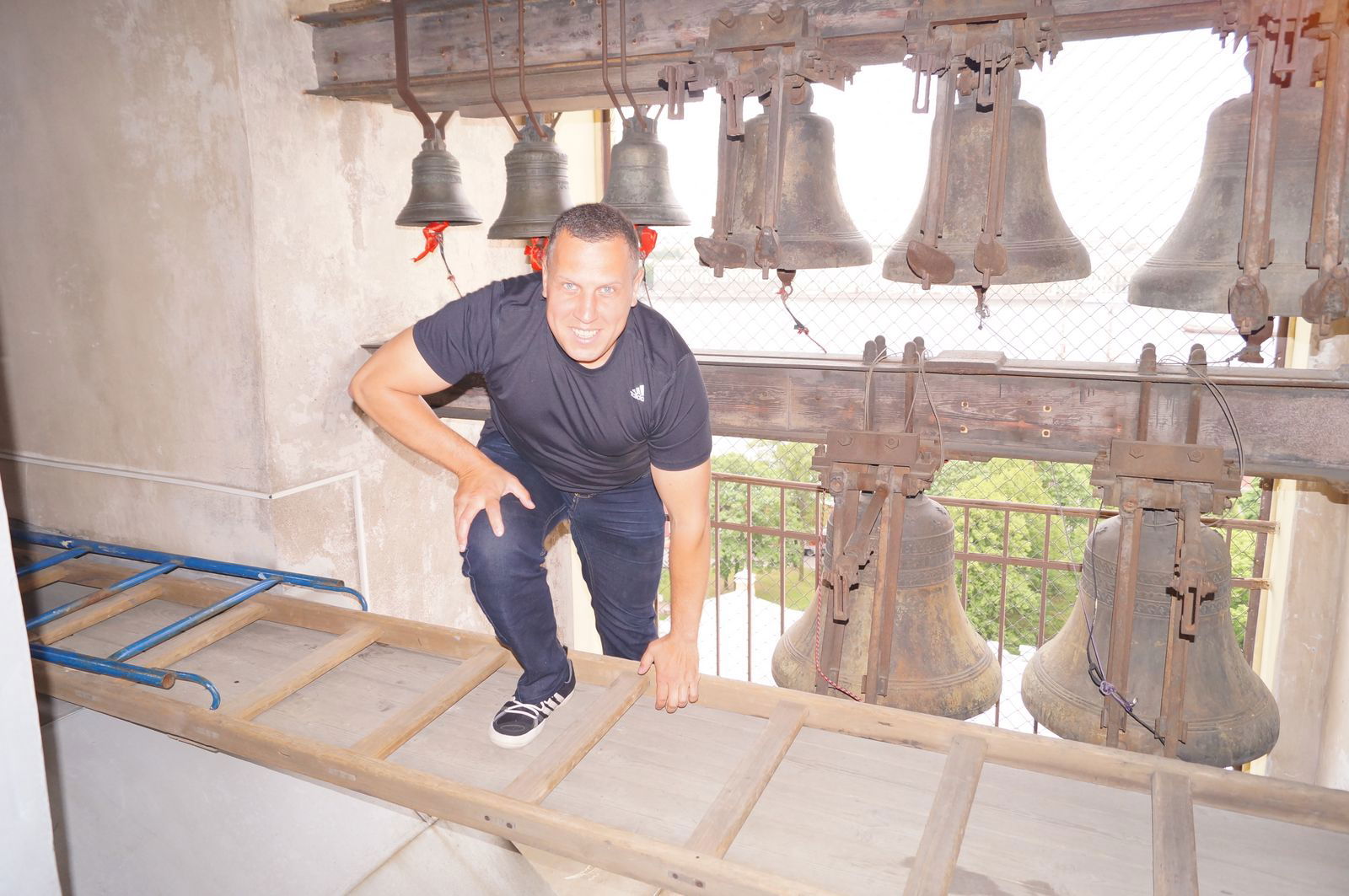 Алексей Колесников