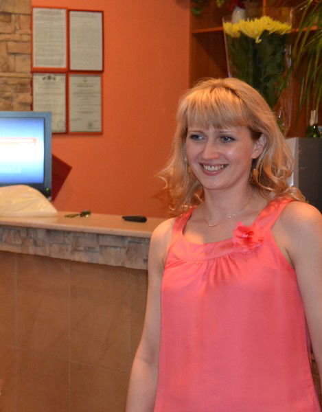 Елена Любимова