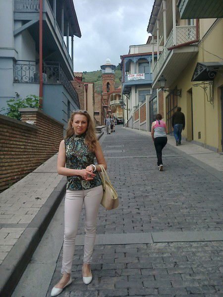 Инна Златьева