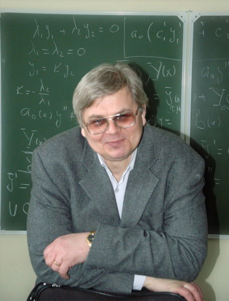 Валентин Жаров