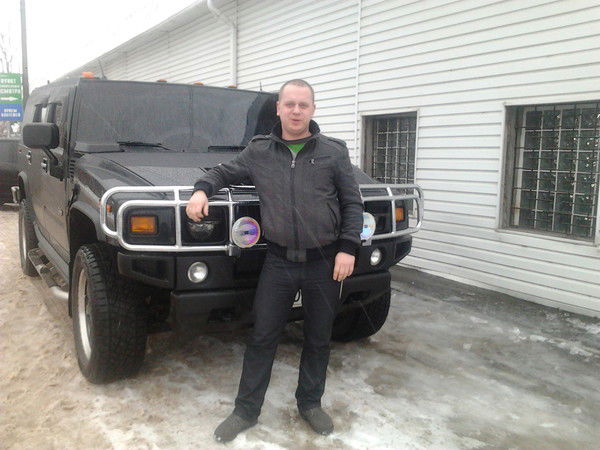 Андрей Макаренков